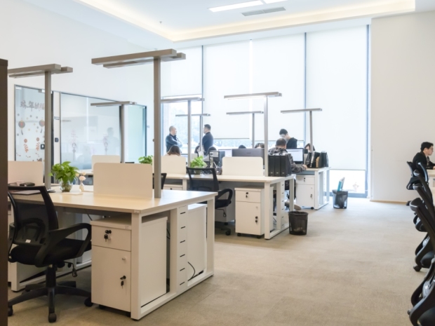 北京一楼飞线充电着火致伤亡房东租户获刑!电瓶车怎么充电安全?